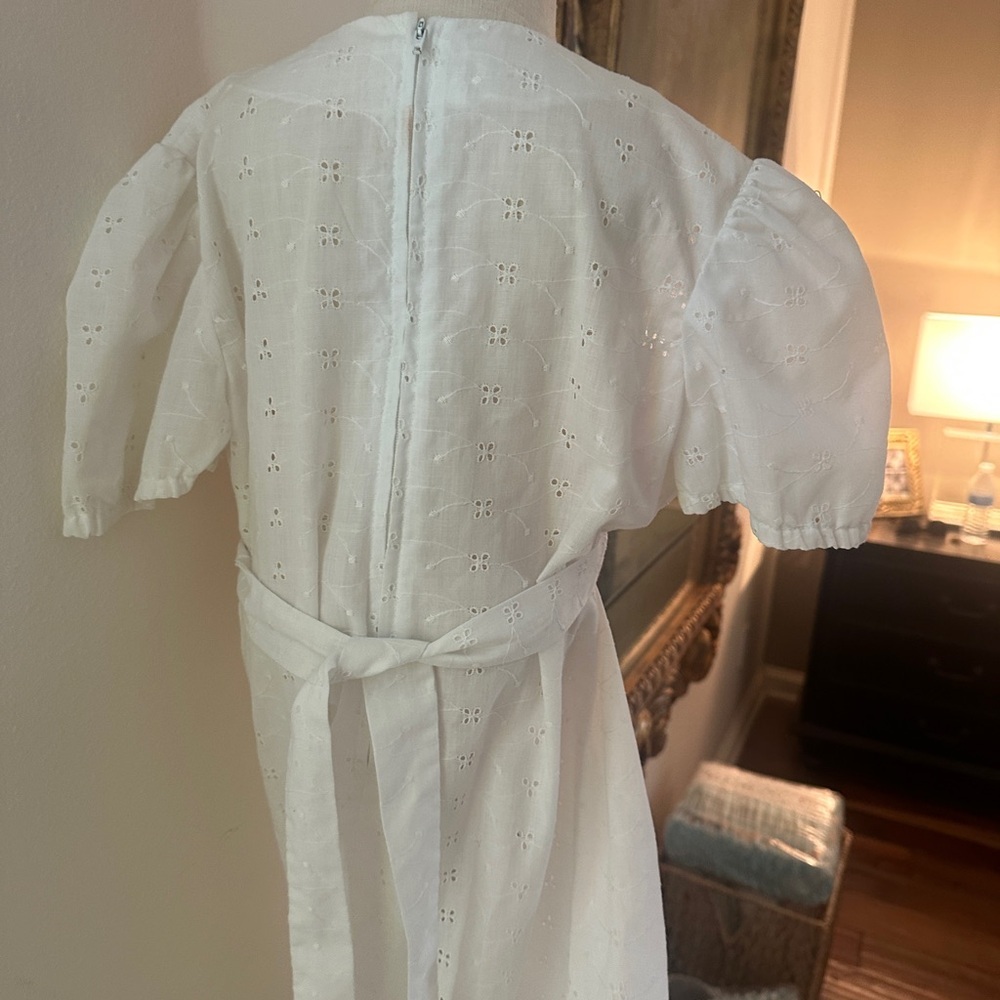 Girls vintage White Eyelet Dress - Picture 4 of 5
